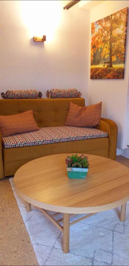 Ferienwohnung Alter Werkstatt Junkerath Exterior foto